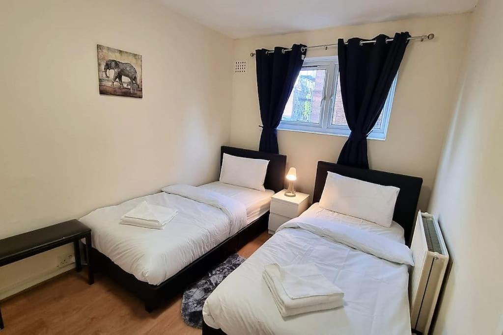 2 Bedroom Apartment In Kennington Лондон Экстерьер фото