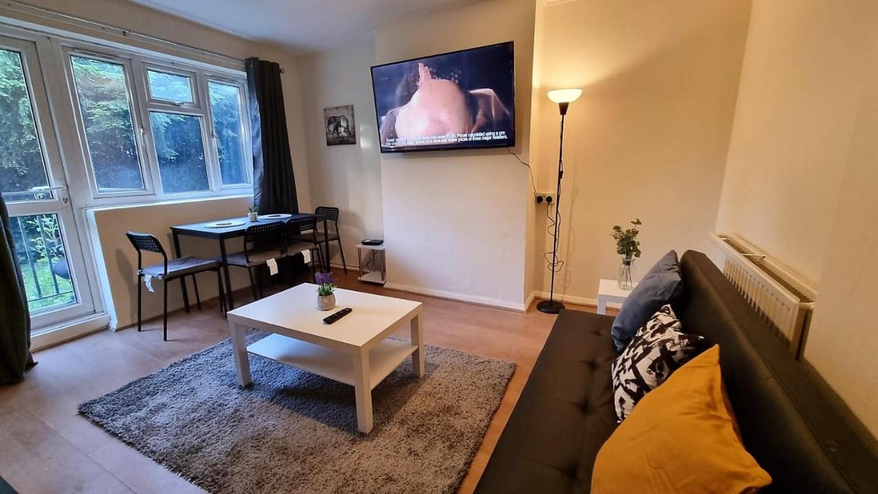 2 Bedroom Apartment In Kennington Лондон Экстерьер фото