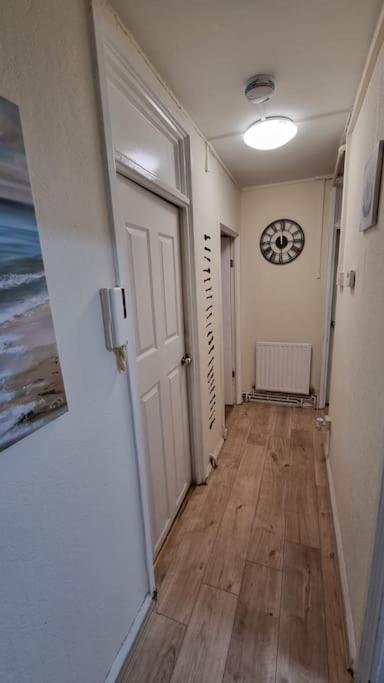 2 Bedroom Apartment In Kennington Лондон Экстерьер фото
